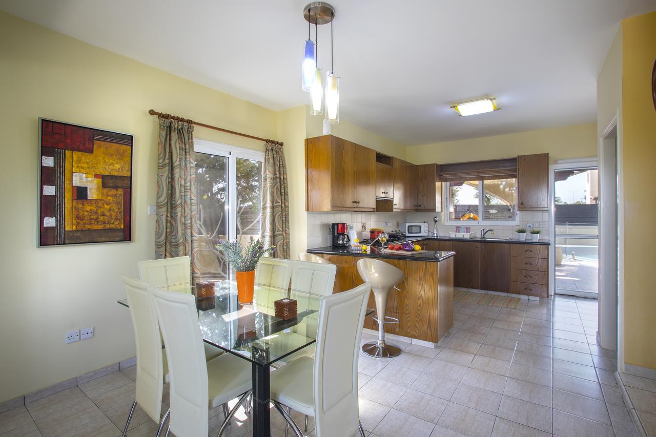 Ayia Napa Tropical Beach Villa Экстерьер фото
