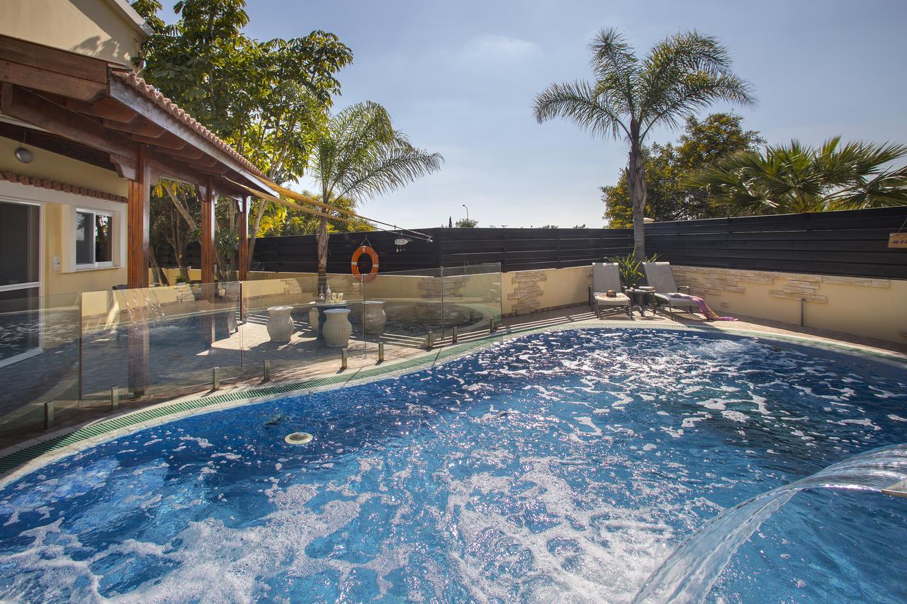 Ayia Napa Tropical Beach Villa Экстерьер фото